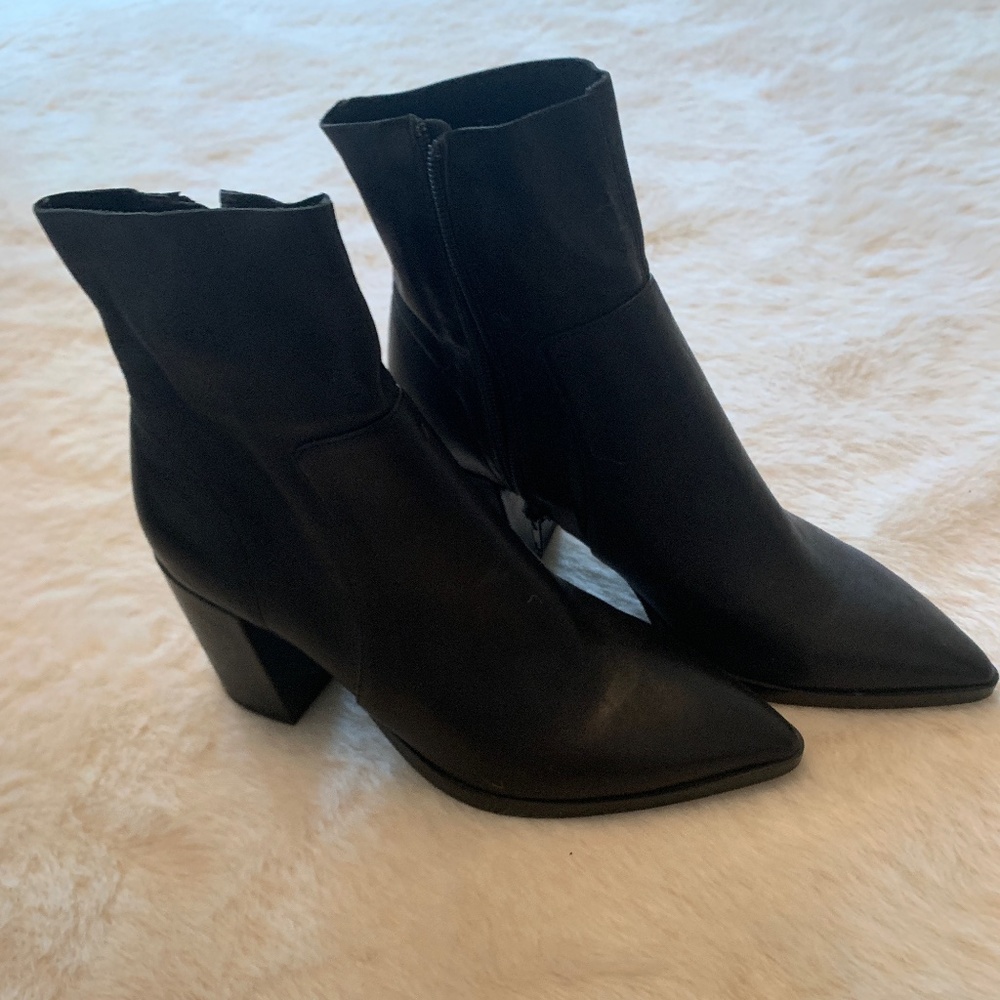 Tony Bianco BRAZEN BOOTIE IN BLACK LUXE